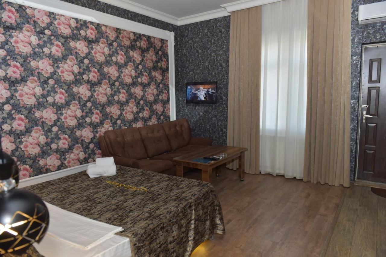 All Seasons Hotel Baku Exterior photo