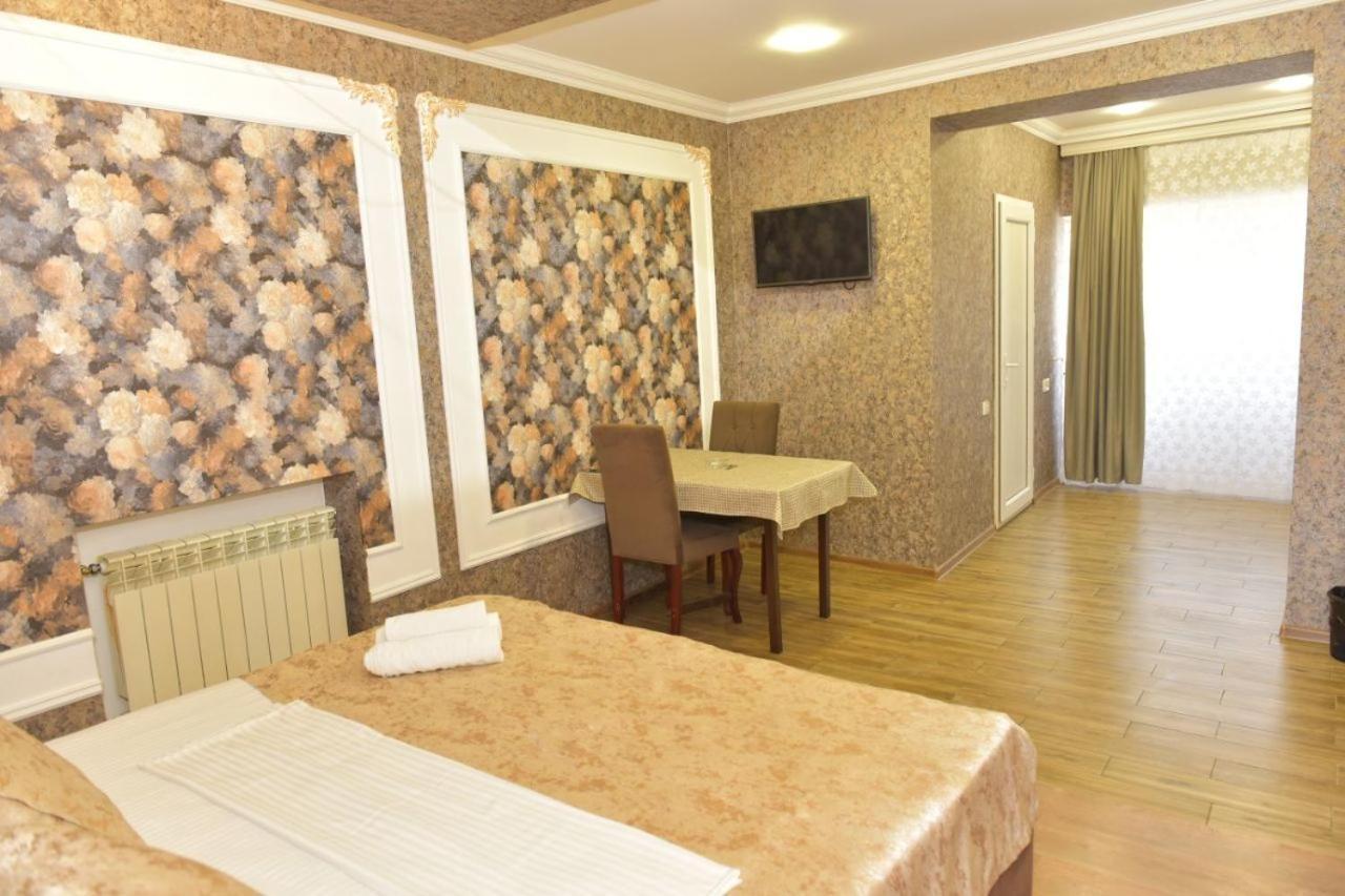 All Seasons Hotel Baku Exterior photo