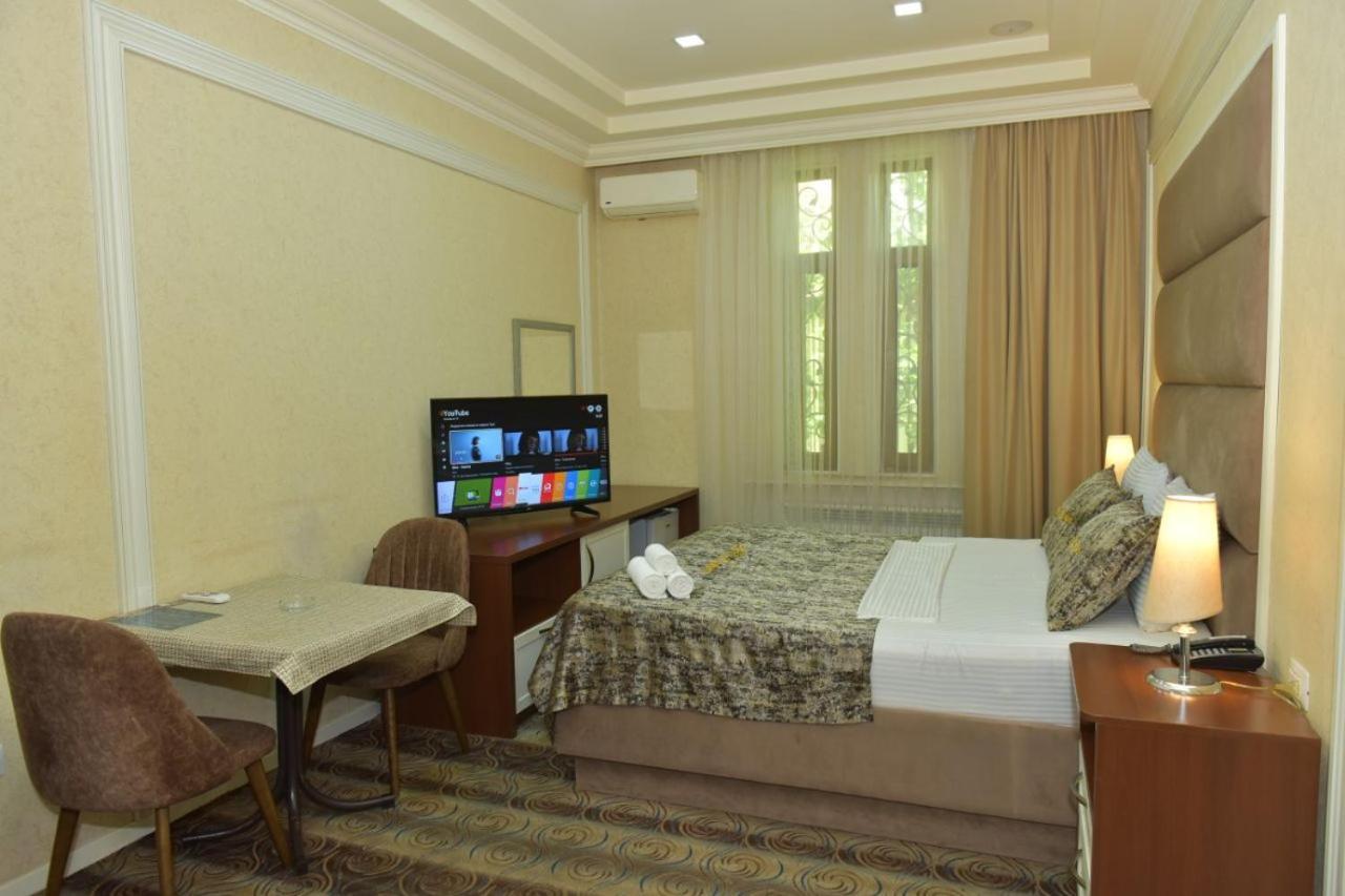 All Seasons Hotel Baku Exterior photo